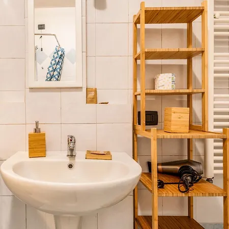 Appartement Confy 2pax- Via Tartini, 26 Milan